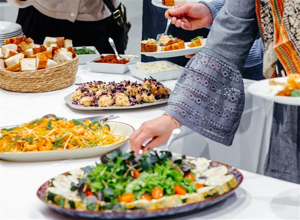 Buffet byg-selv – vælg fra 5 retter